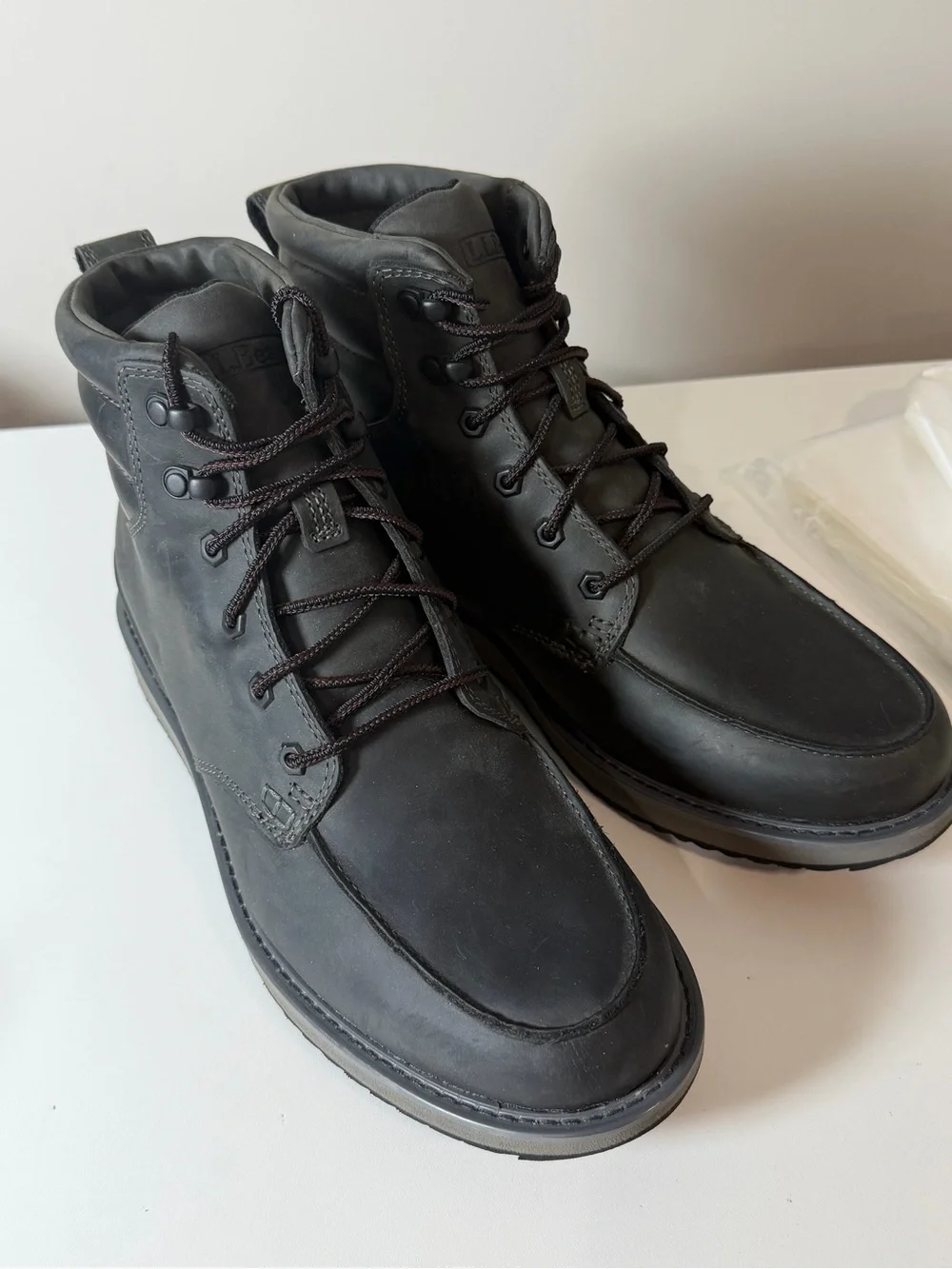 L.L. Bean Size 11 Men's Stonington Moc Toe Black Leather Lace-Up Ankle Boots